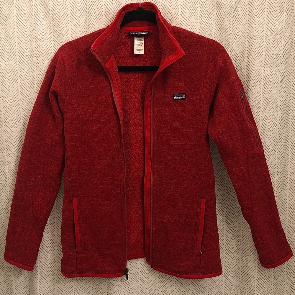Red heathered Patagonia fleece full-zip jacket.